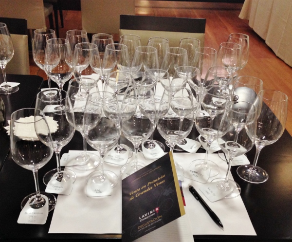 Primicias_Lavinia_copas_vacías